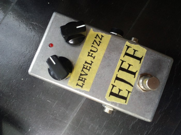 エリック・ジョンソンFuzzFace完成